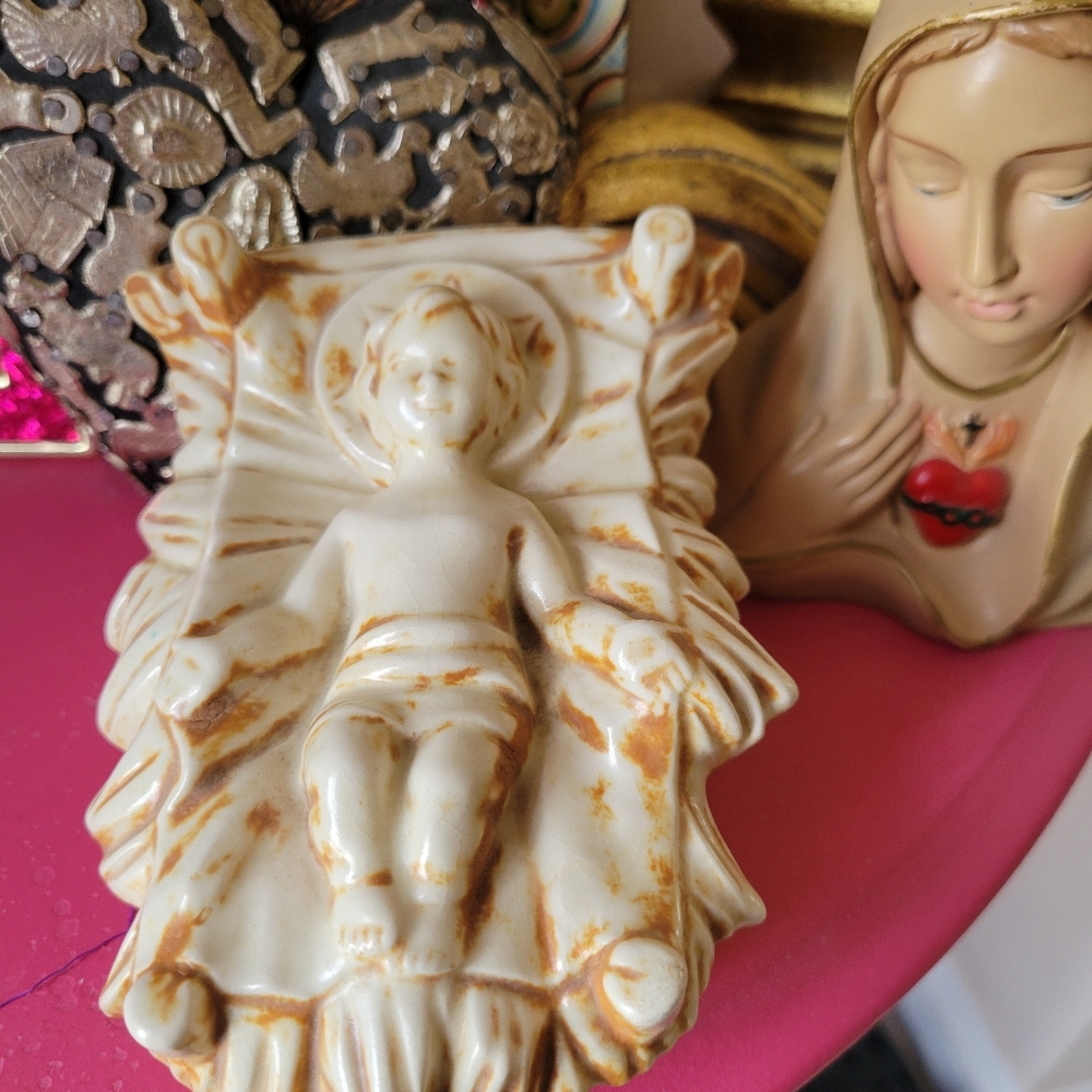 Vintage Ceramic Baby Jesus in ~ Hobbyist 1985 ~ Christmas ~ Religious ~ Sweet! - Picture 5 of 15